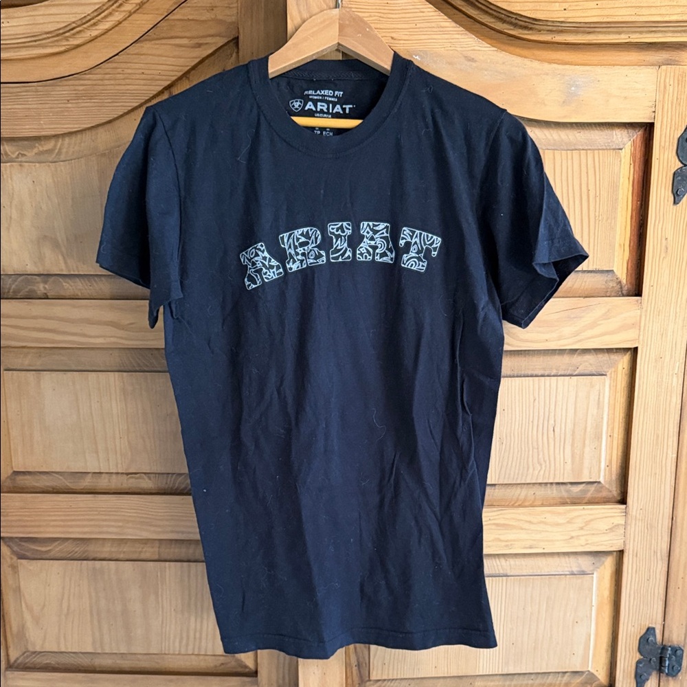 Ariat Black Short-Sleeve Tee with Patterned Logo